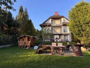 DiamondVilla, 4 bedroom Apartment, garden & spa